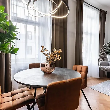 Classy And Elegant Apartments In A Calm Area Wiedeń Zewnętrze zdjęcie