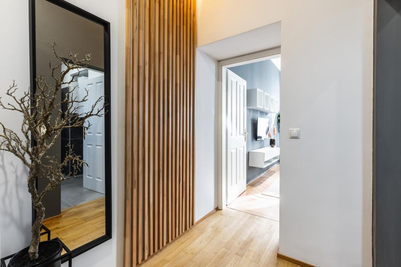 Classy And Elegant In A Calm Area Appartement *