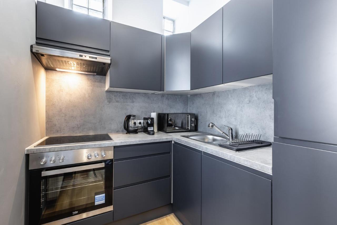 Classy And Elegant In A Calm Area Apartament *