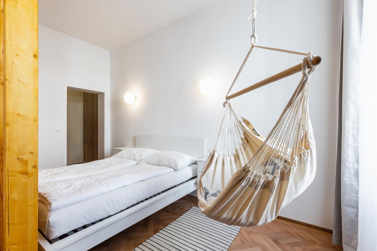 Classy And Elegant In A Calm Area Apartament *