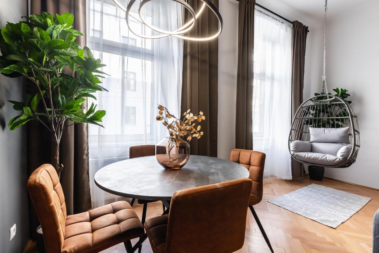 Apartament Classy And Elegant In A Calm Area Wiedeń